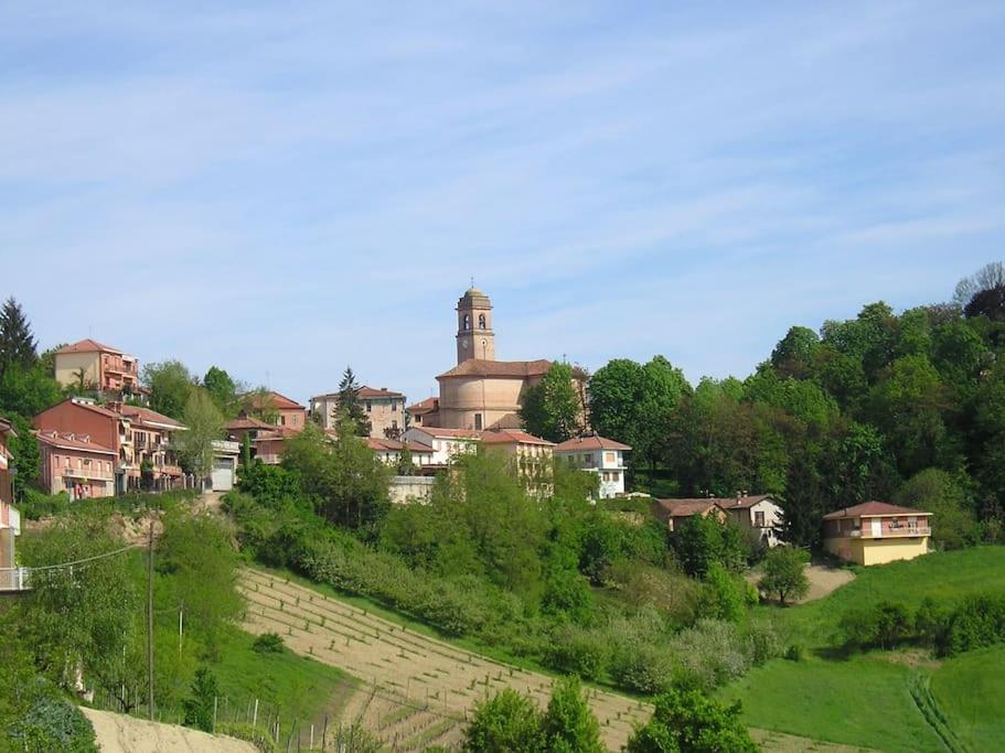 Casa Bruna San Martino Alfieri Exteriör bild